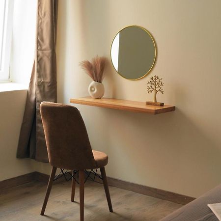 Aegean Gold Syros Suites Ермополи Екстериор снимка